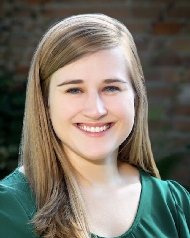Dr. Sarah Agarwal — 課程導師